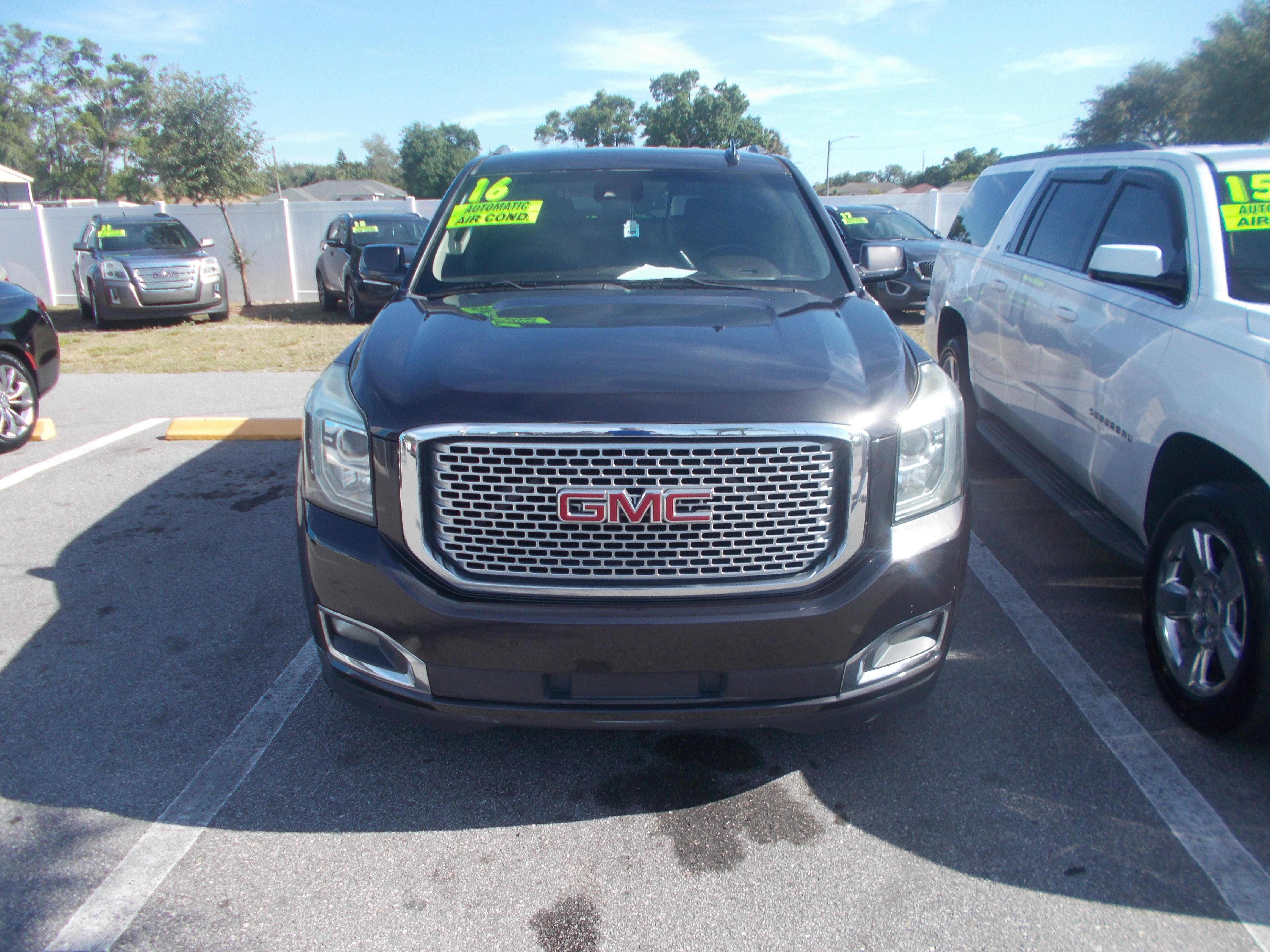 2016 GMC Yukon 2WD Denali's photo