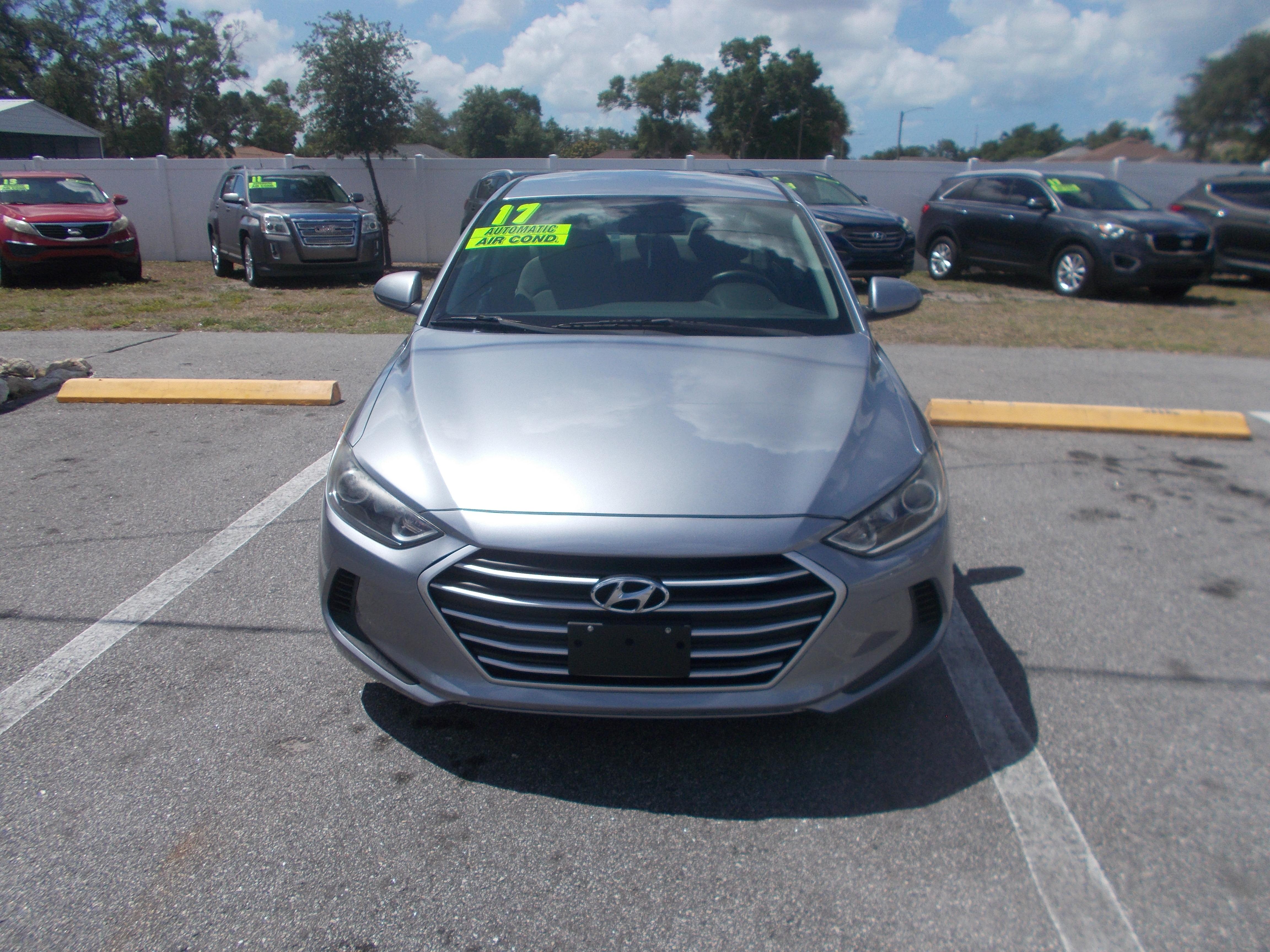 2017 Hyundai Elantra 2.0 SE A/T's photo