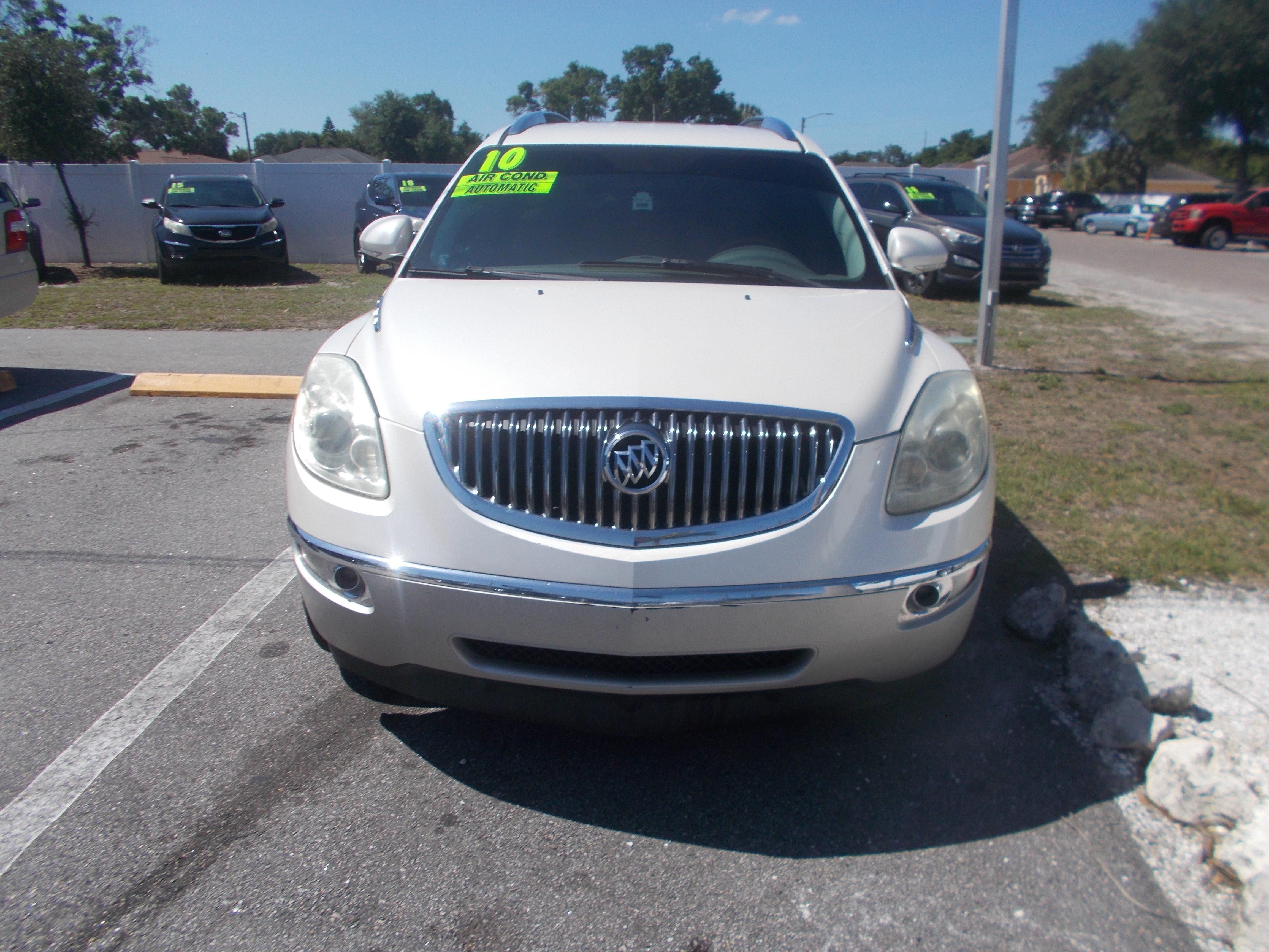 2010 Buick Enclave CXL-1 FWD's photo