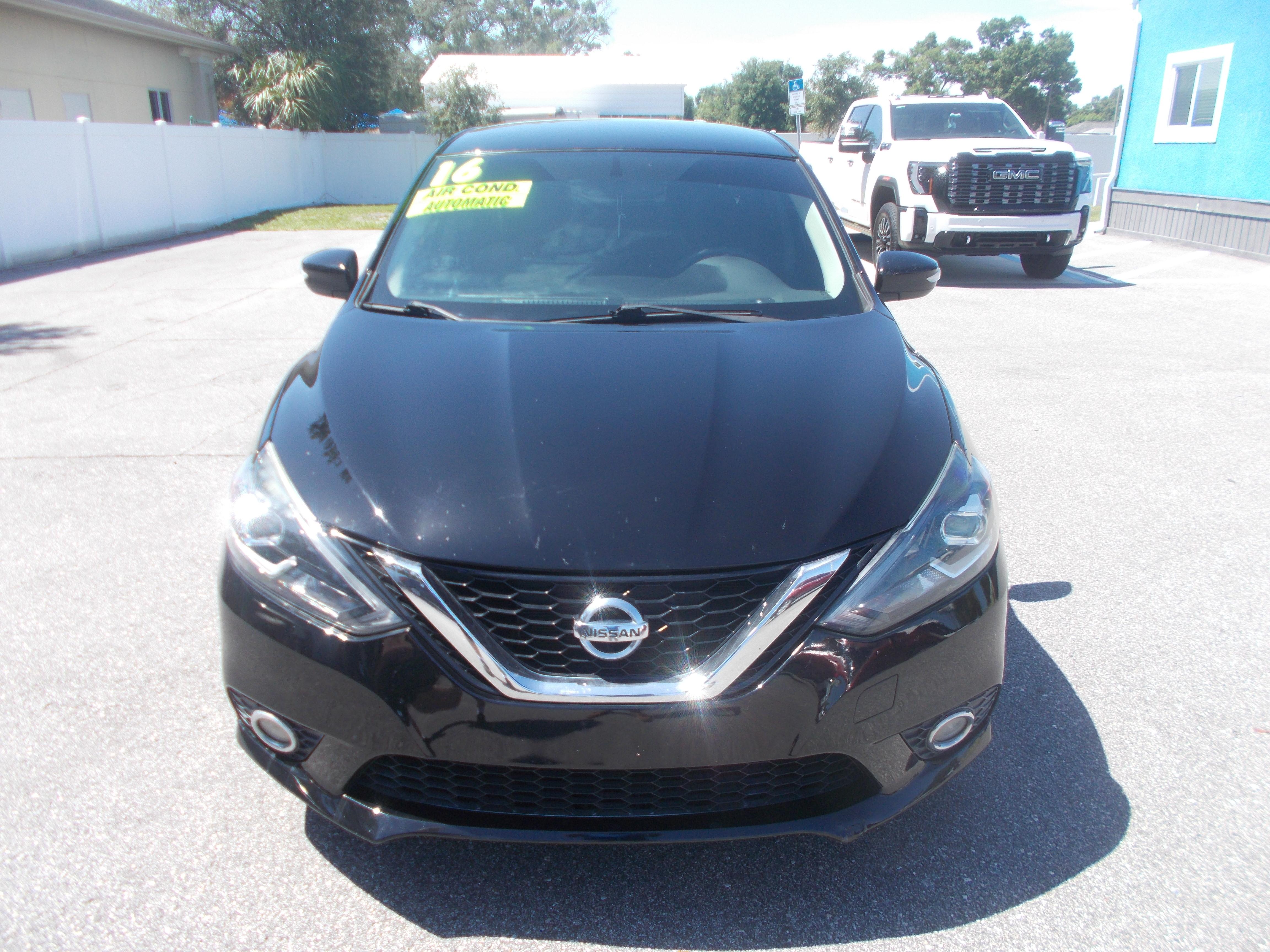2016 Nissan Sentra SR CVT's photo