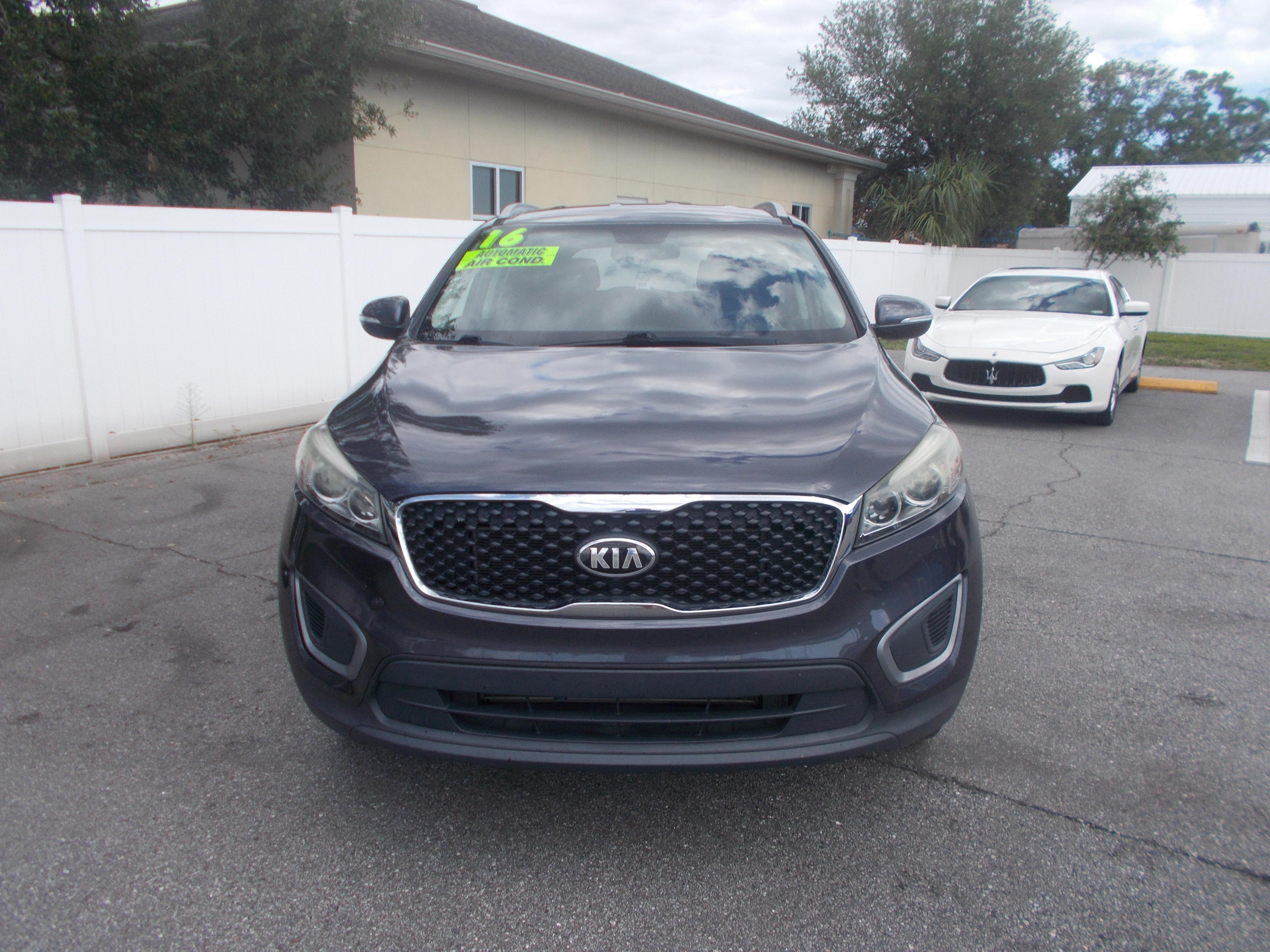 2016 Kia Sorento LX