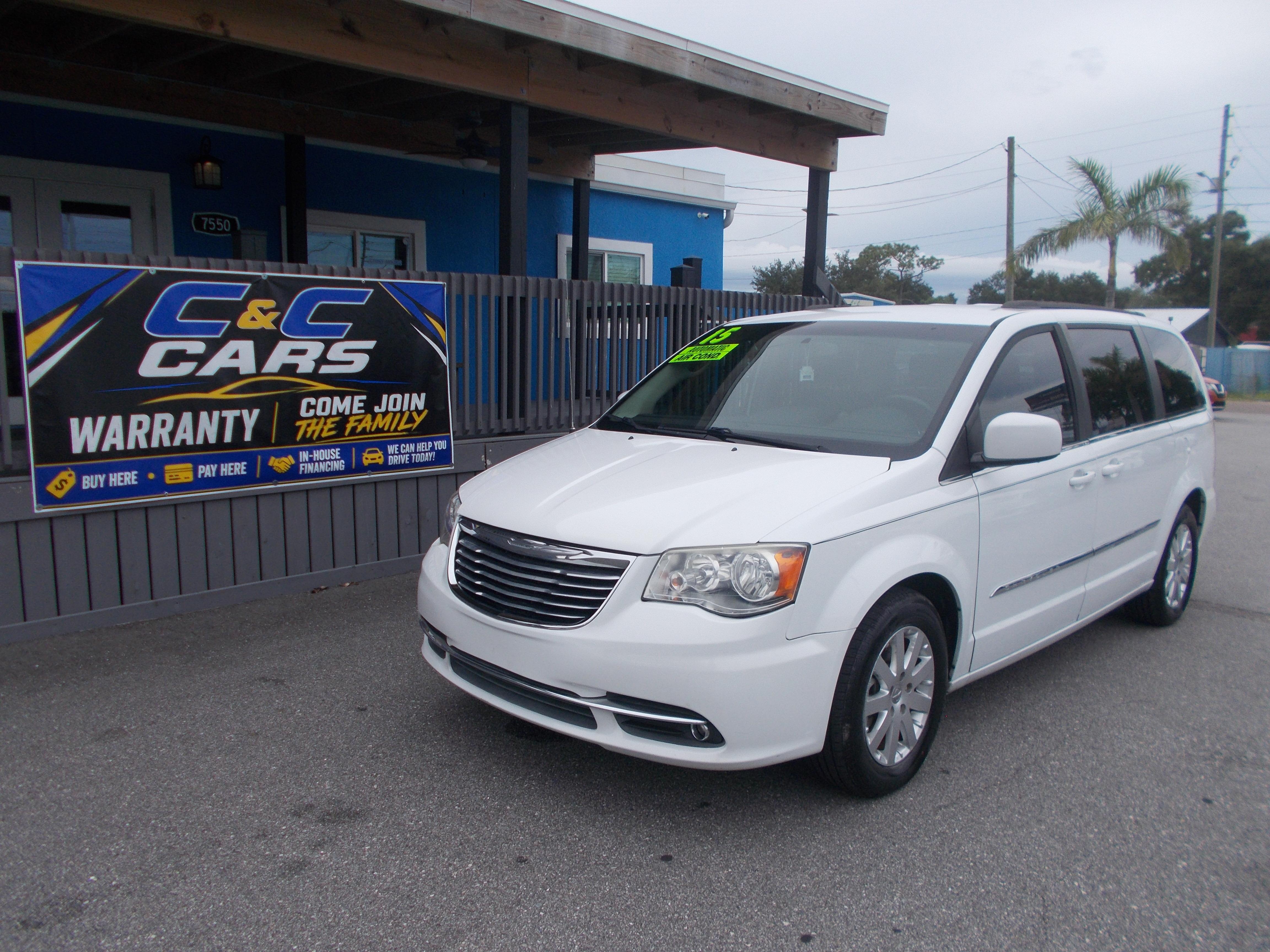 2015 Chrysler Town & Country Touring