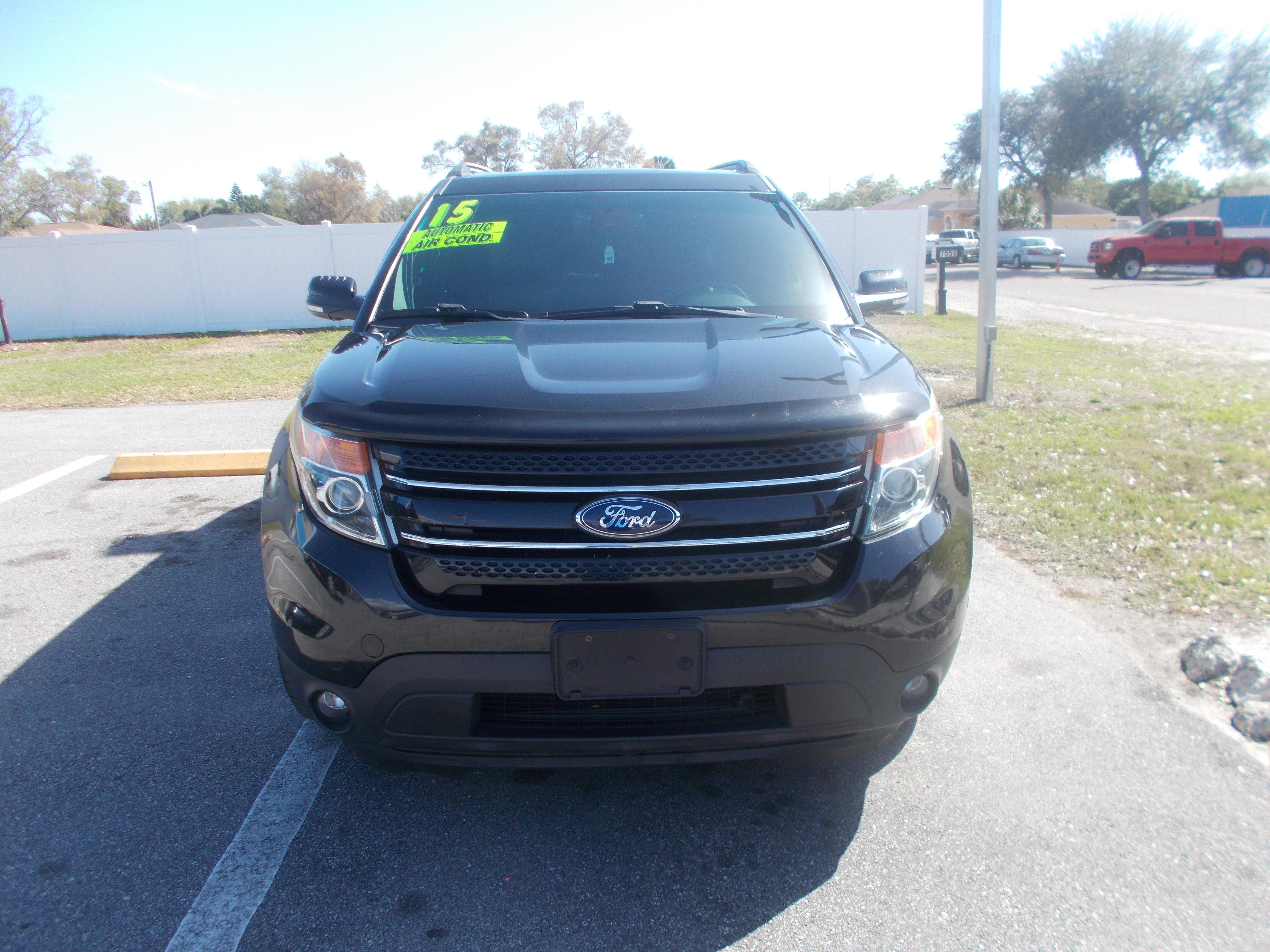 2015 Ford Explorer Limited's photo