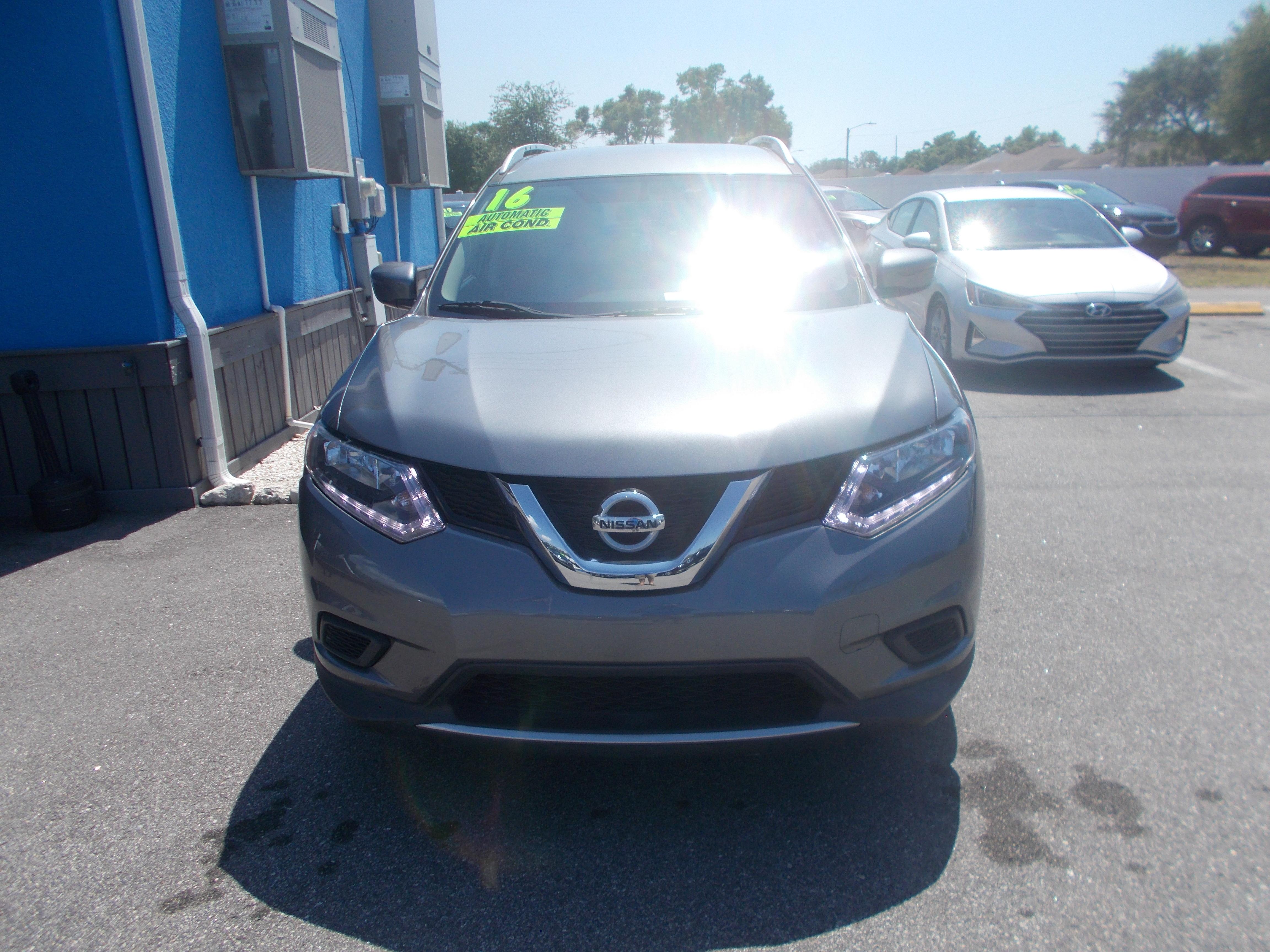 2016 Nissan Rogue SV